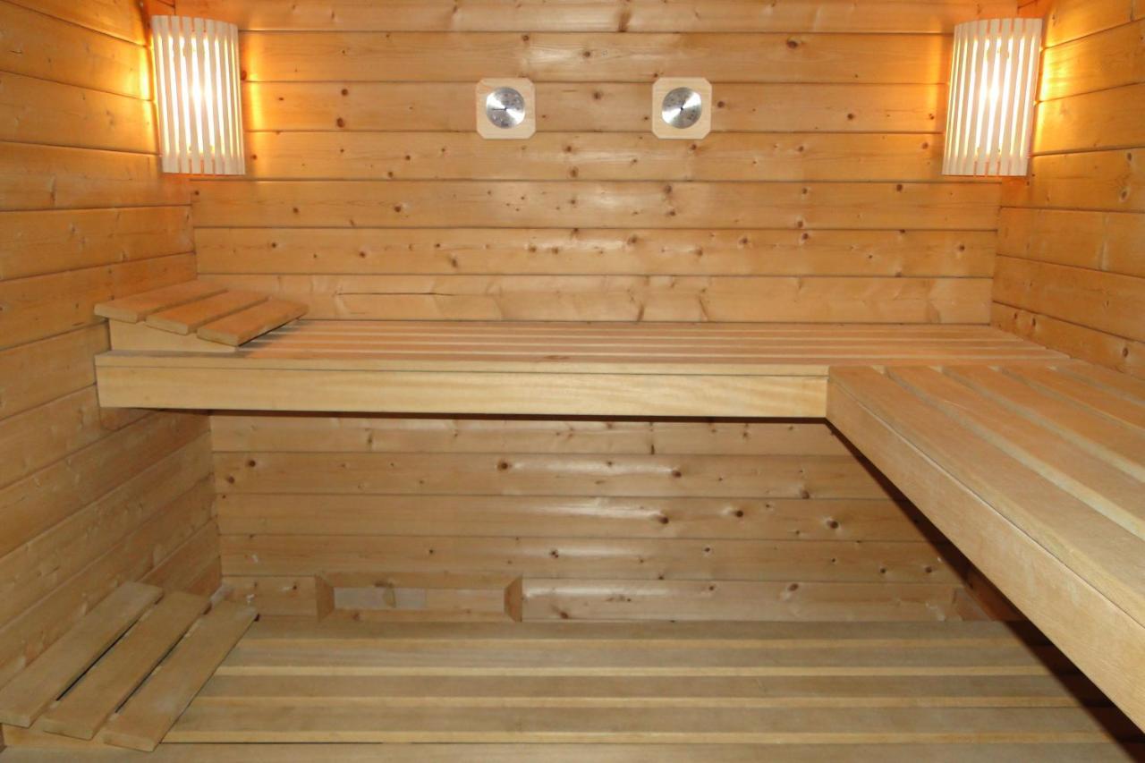 Gite 829 Montagnes Du Jura Avec Spa Et Sauna Classe 3 Etoiles Foncine-le-Haut Eksteriør bilde